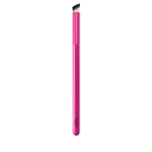 Angled eye contour brush with synthetic fibres for blending - Smart Blending Brush 201 - KIKO MILANO